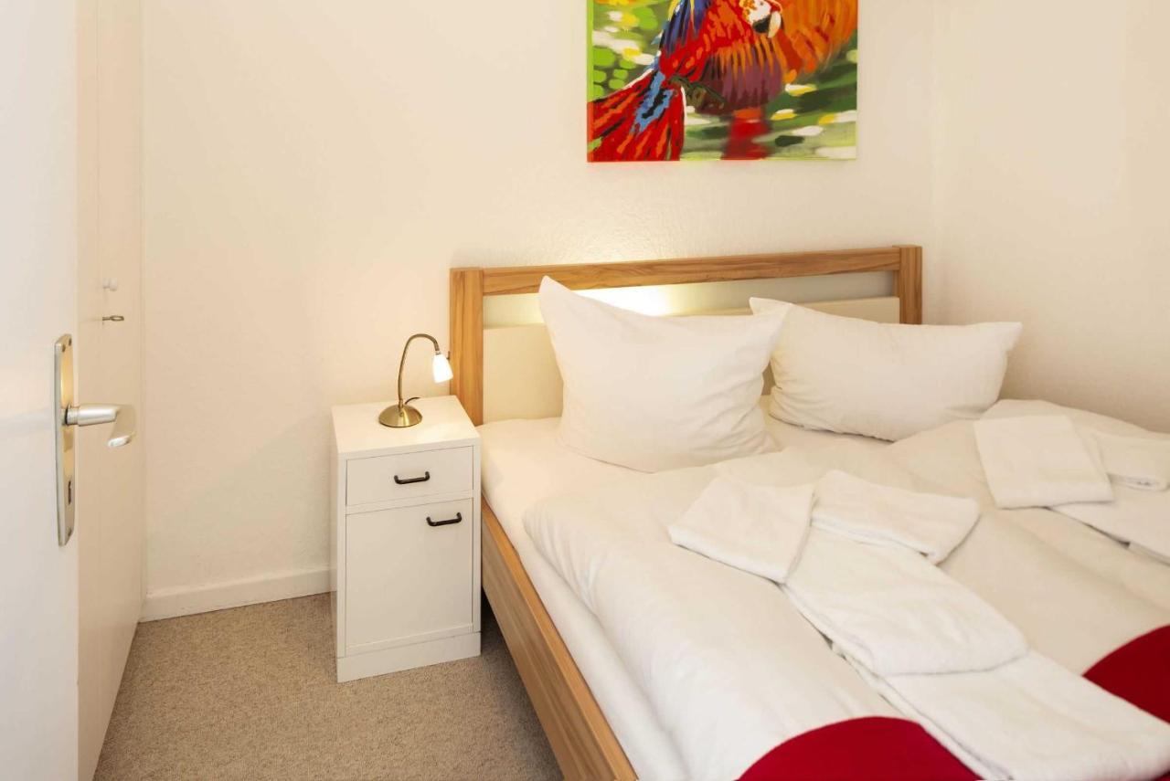 Lee Homestay List